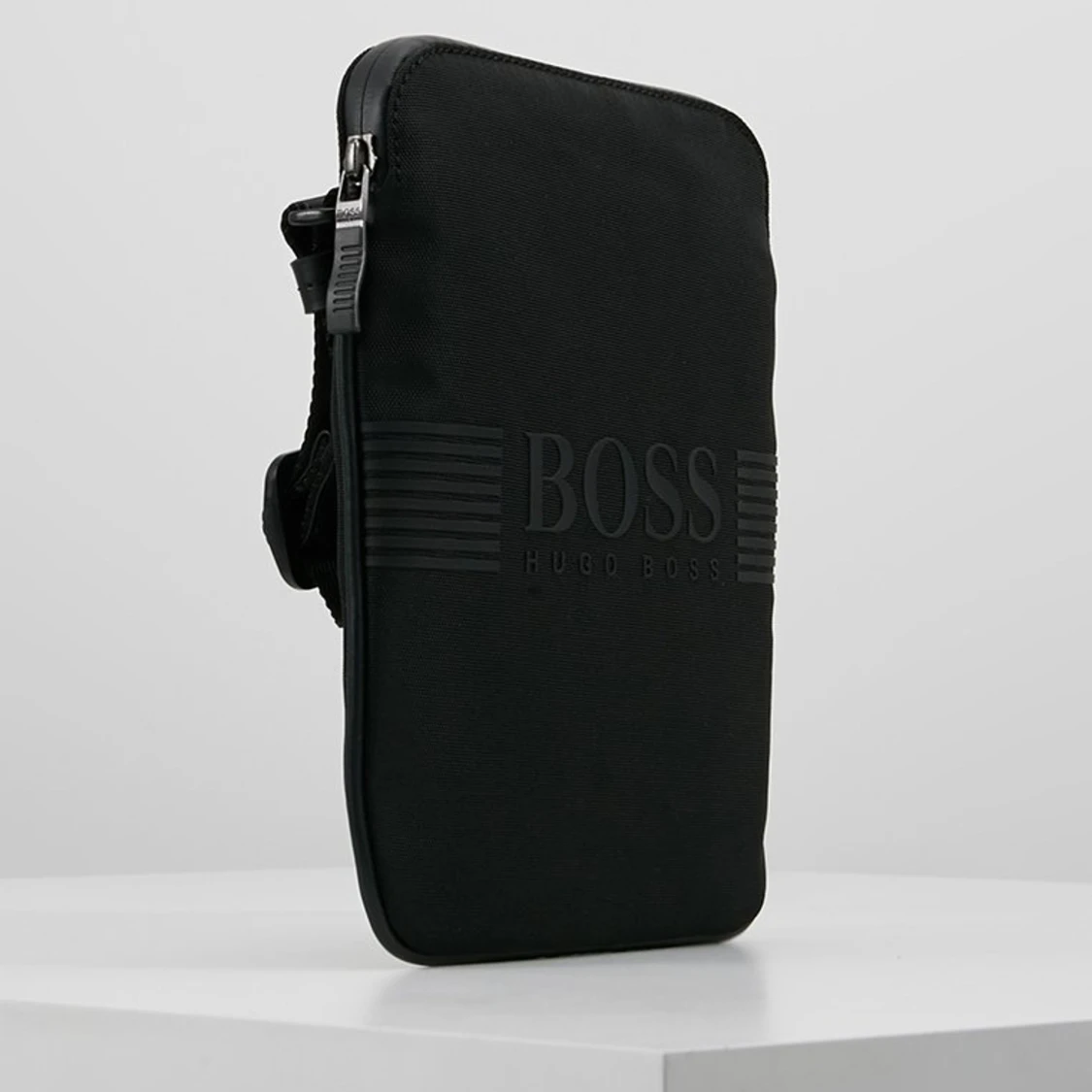 Hugo boss axelremsväska - 91