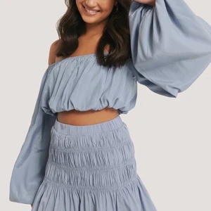 NAKD set - Set med kjol och topp från NAKD, kjolen är strl 42 och toppen strl 40