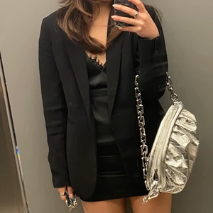 Svart kavaj hm - Oversizef kavaj från hm 