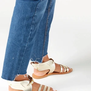 Vintage ancient greek sandaler  - Nypris ca 2000kr. Är slitna på innersulan men annars i ett fint skick!