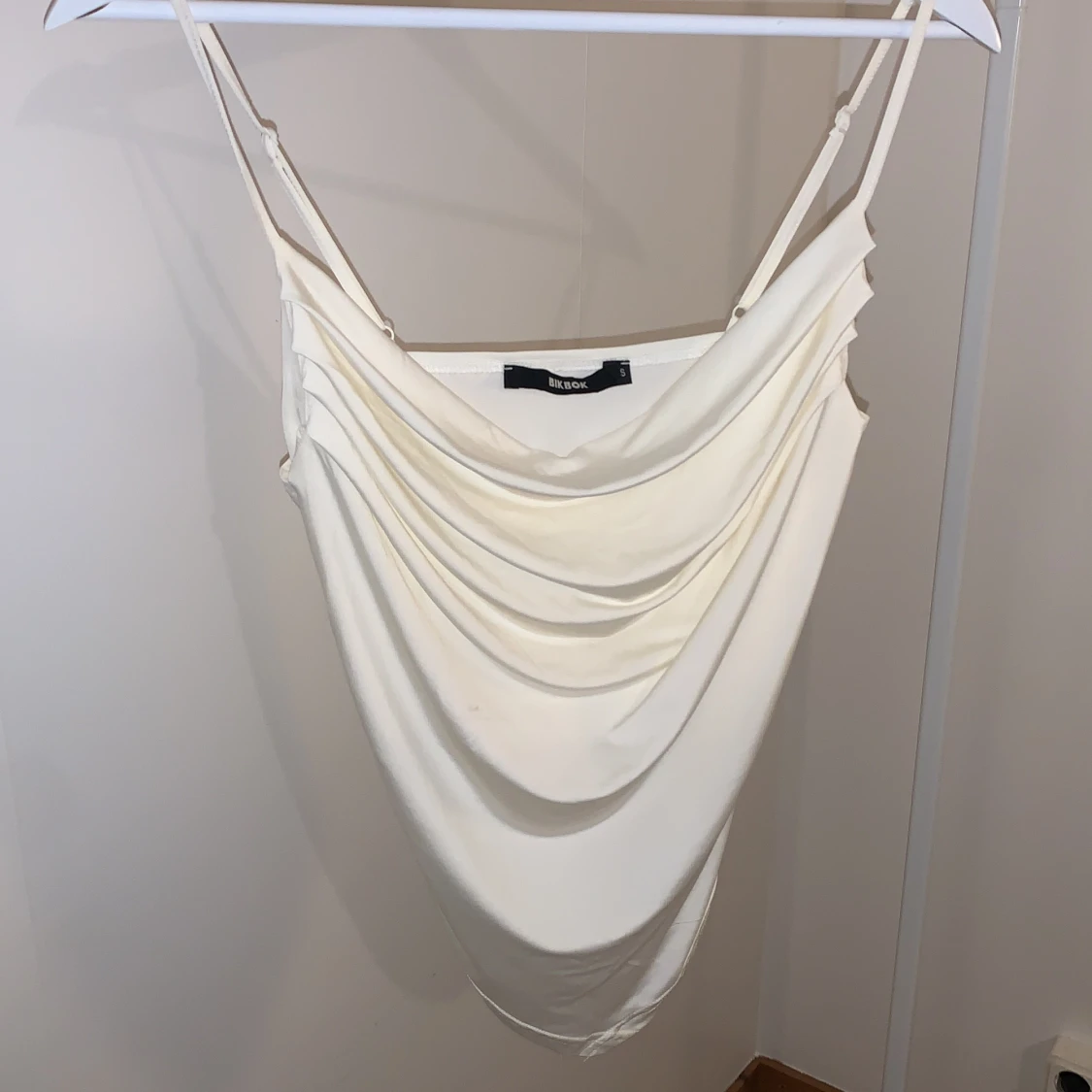 Creme top- storlek S - 90