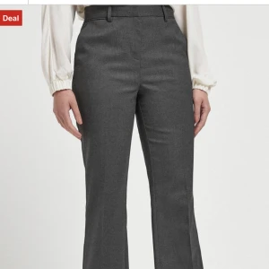 Kostymbyxor  - Gråa kostymbyxor💕använda fåtal gånger🥰