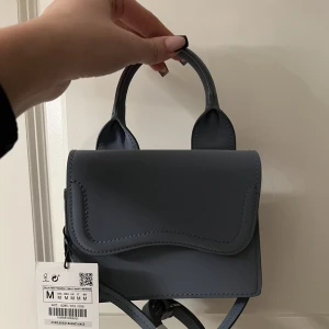 Ny väska från zara  - Ny väska från zara. Aldrig använd 