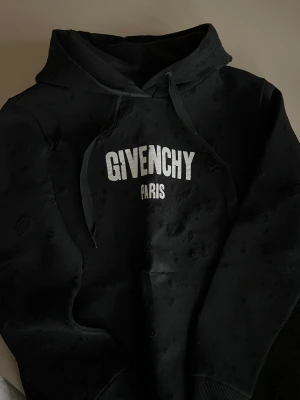 Givenchy hoodie  - Snygg hoodie. Oversize 