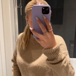 STICKAD TRÖJA - Gullig stickad tröja från Subdued. Knappt använd!!  FRAKT INGÅR INTE!!