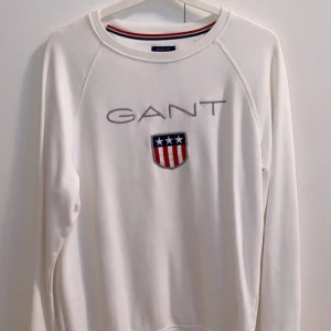 Gant tröja - Säljer denhär gant tröjan inte använd så mycket och ser helt ny ut. 