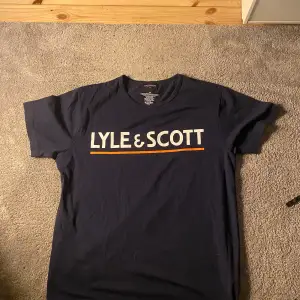 Lyle & scott tröja som aldrig varit till användning 