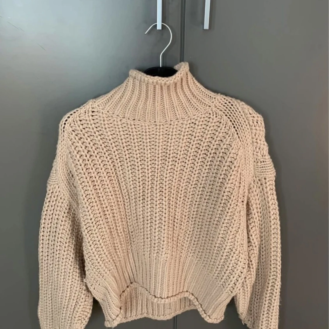 Varm stickad tröja från H&M  - 91