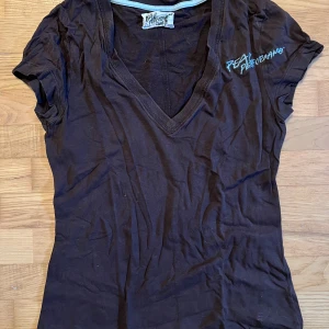 Peak tshirt  - Jättefin tshirt som inte kommer till användning 