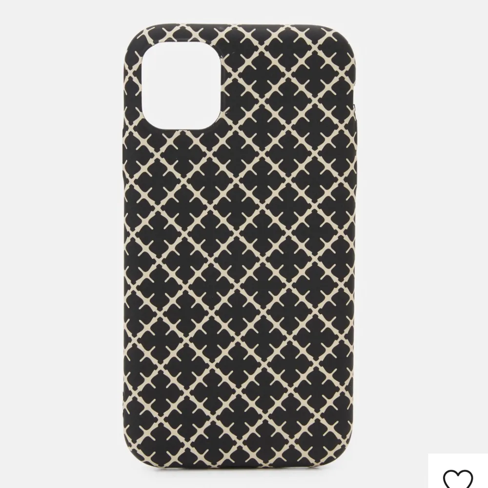 Mobilskal från By Malene Birger till iPhone 11, använts ca 2 mån så bra skick. En del färg har släppts men inget som märks 💕. Accessoarer.