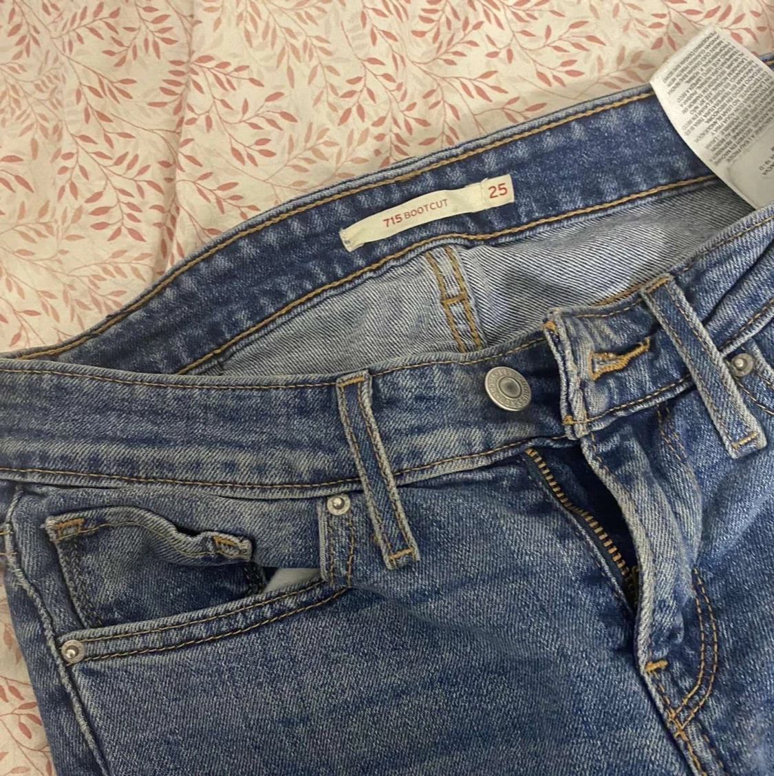 Levis jeans  - 90