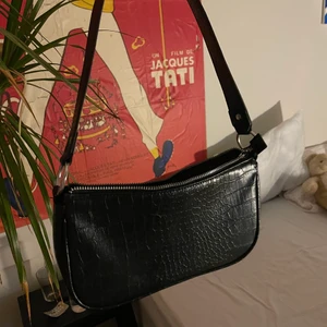 Miniväska - Axelväska i nyskick! 🫶