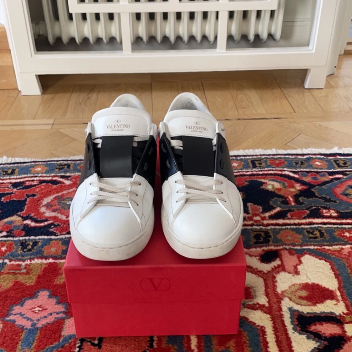 Valentino Garavani skor storlek 42 - 91