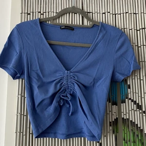 zara crop top   - ruche crop top 