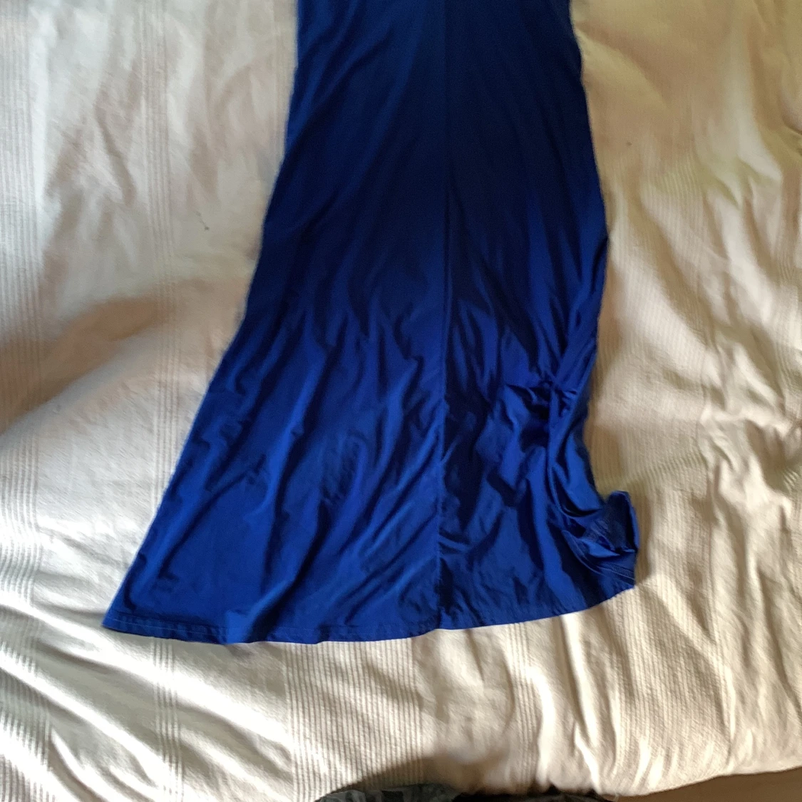 Bal klänning o fäst  - 90