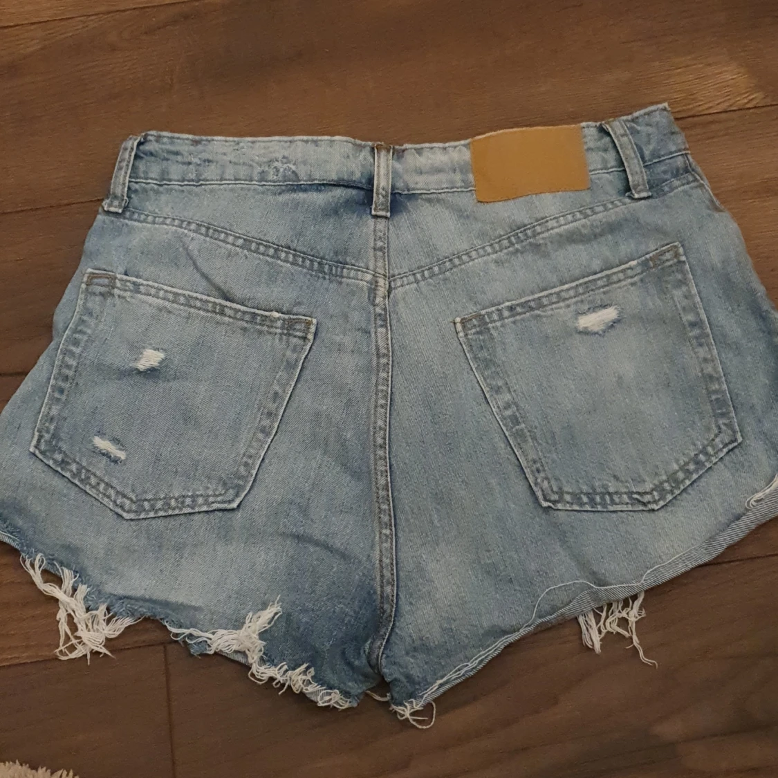 Högmidjade shorts - 91