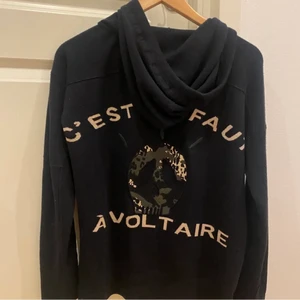 Zadig hoodie - Säljer denna så så fina zadig hoodie köpt för 3000❤️