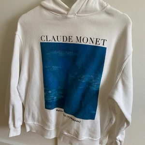 Hoodie  - Snygg hoodie från Pull and beer. Stl M men mer som en S ❤️