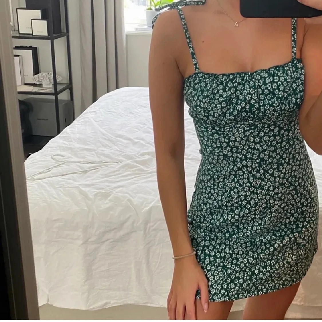 Grönblommig klänning 