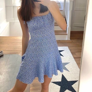 klänning  - Klänning från shein i storlek XS. Nypris: 119, säljer för 60+frakt 💗