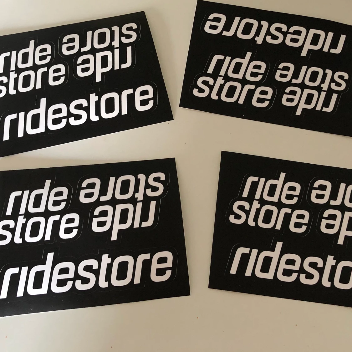 Ridestore klistermärken