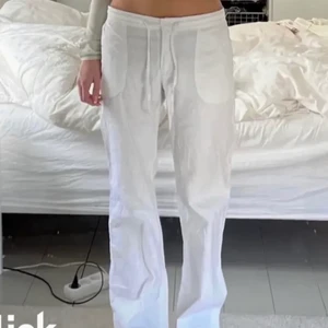 linnebyxor  - (lånade bilder) har ett par linnebyxor ifrån bonprix i stl 40 som är helt oanvända! de va tyvärr för stora så hade gärna bytt till ett par i 36 eller 38 annars startar jag budgivning från 200!!