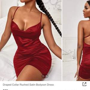 Ny Röd klänning från shein