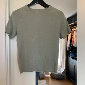 Topp - Ljus/mintgrön topp från mango