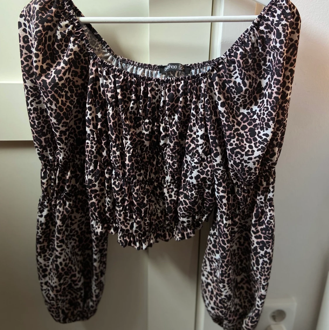 Boohoo långärmad leopardtopp (NY) - 90