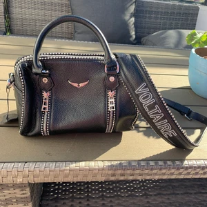 Zadig väska  - Säljer min älskade Zadig väska som verkligen är ursnygg. Samlar på väskor och känner nu att jag hade velat testa något nytt! ❤️