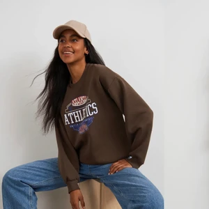 Gina Tricot  - Snygg sweater från gina!💗