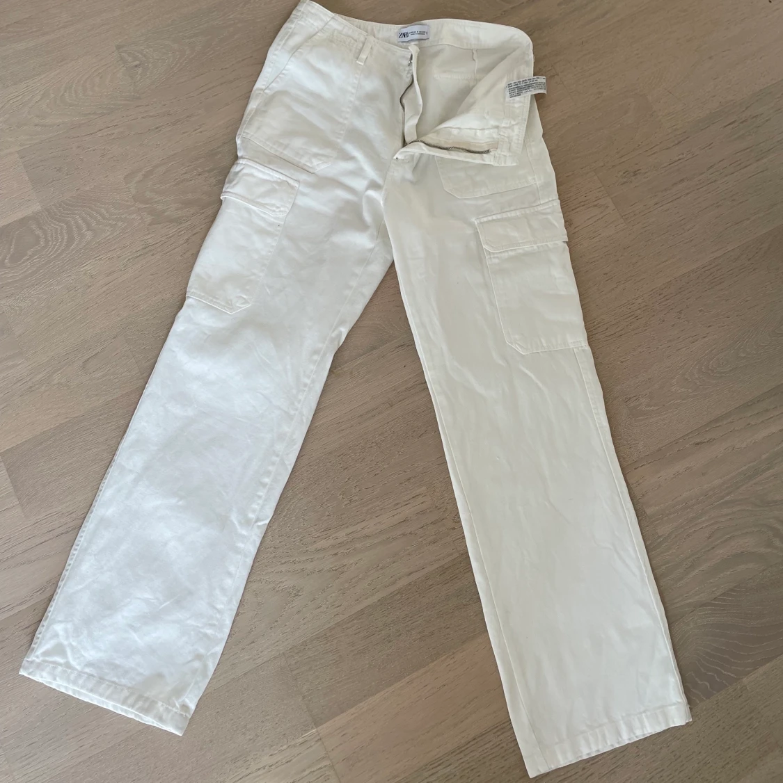 Zara white cargo pants - 91
