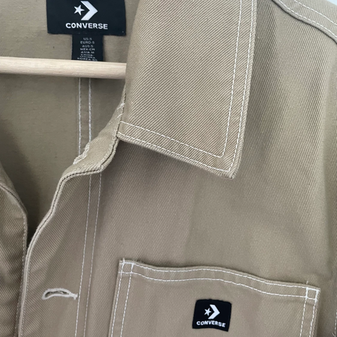 Jacka från converse - 90