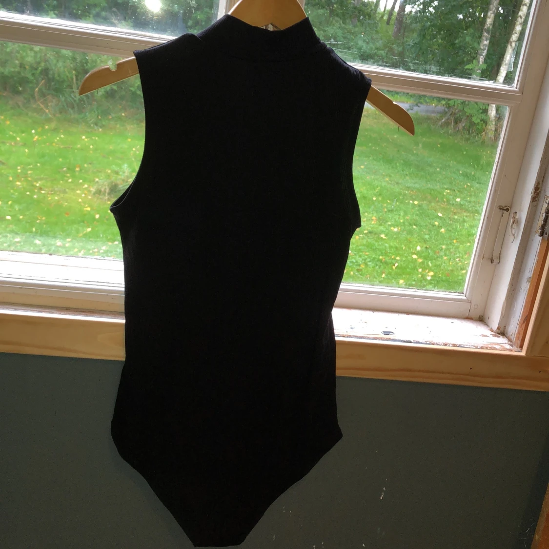 Bodysuit svart strl S - 90