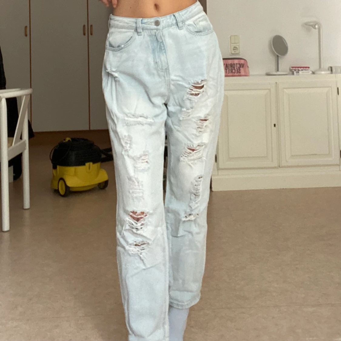 jeans