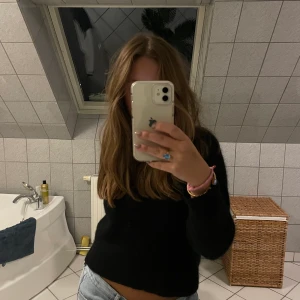 Stickad tröja från Malene Birger - Väldigt snygg stickad tröja som är slutsåld🖤🖤köpt för 2000kr