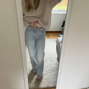 Jeans - Jeans i storlek 36!! 120 kr plus frakt på 66 kr