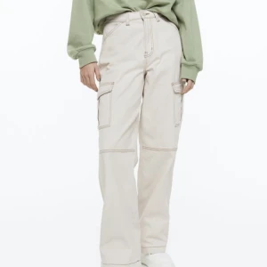 Cargo - Säljer mina cargo från H&M använda 2-3 gånger. 