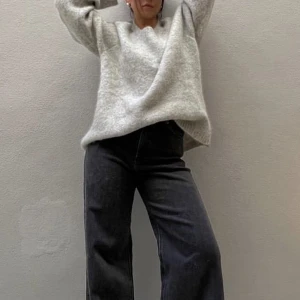 grå stickad - Endast använd 1 gång