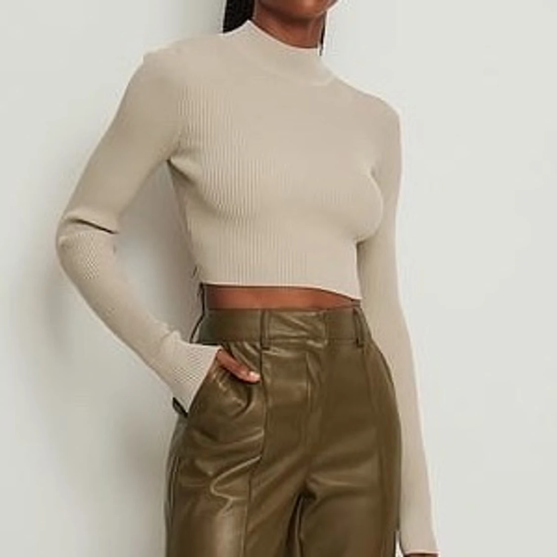 Öppen rygg tröja - 90