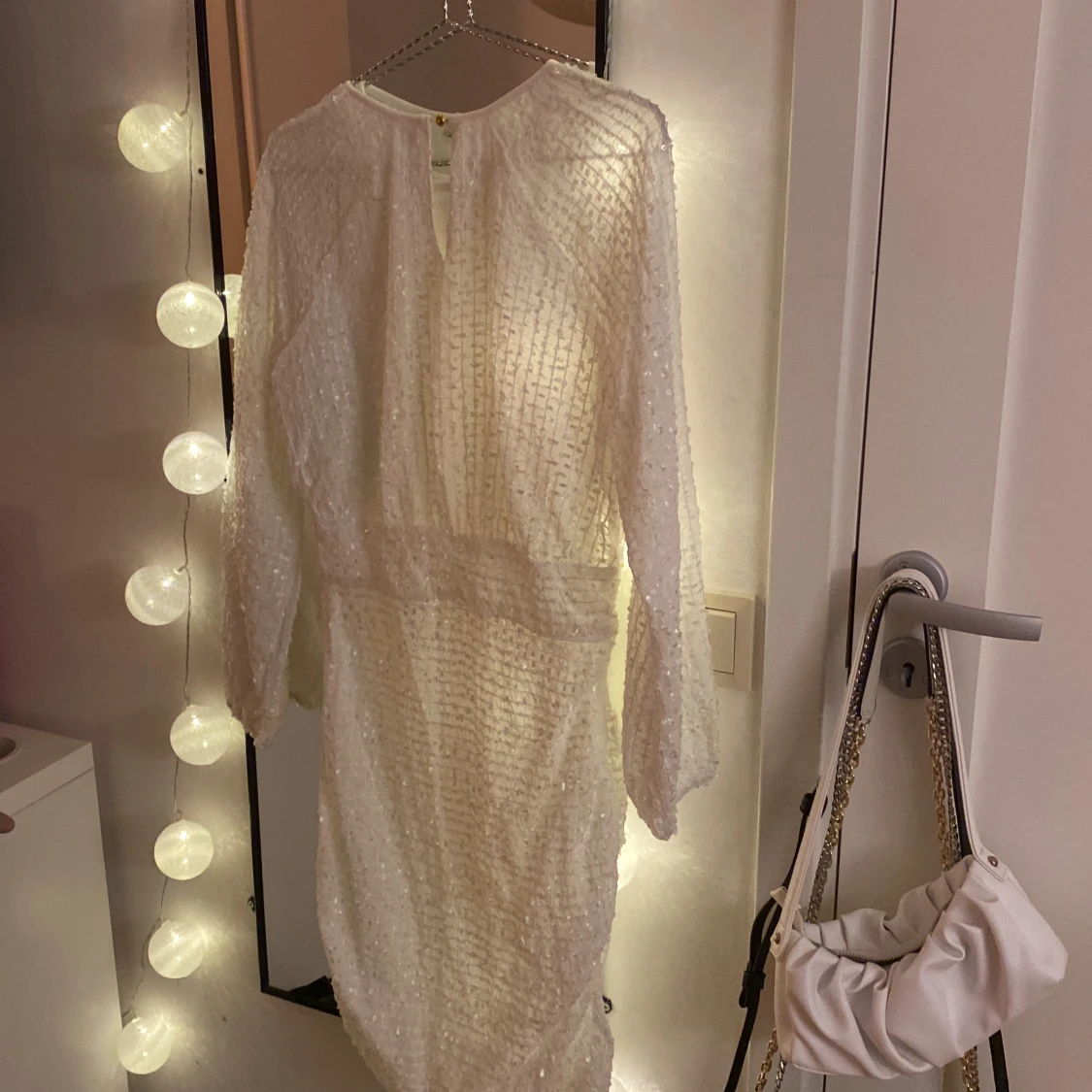 Vit klänning från shein - 90