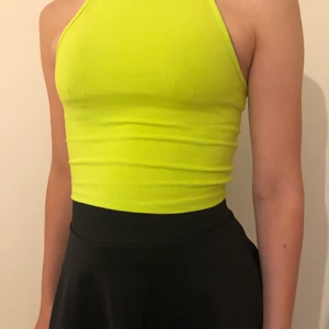 Neon linne - Fint neon grön/gult linne, knappt använt 💗 Köparen står för frakten!!