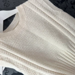 Storlek M passar S - Aldrig använd pga för liten 