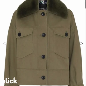 Meotine jacka - Så fin meotine jacka🫶🏼 använd fåtal gånger så i fint skick❣️❣️ köpt för 2800 kr💘 självklart äkta