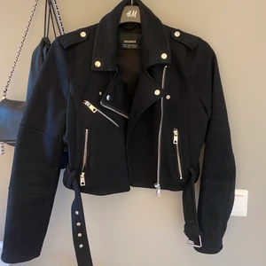 Mocka jacka - Säljer mina fina mocka jacka Perfekt nu till hösten  Bra skick 