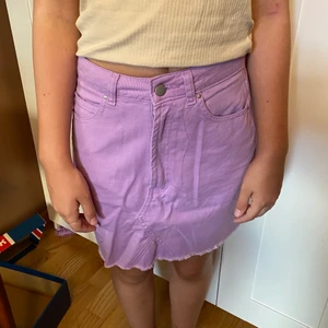 Lilla kjol - Säljer denna jätte fina kjol