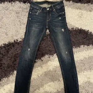 Jeans från Zara. Kan skickas 