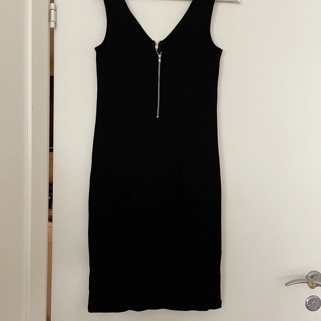 Ribbad klänning S  - 90