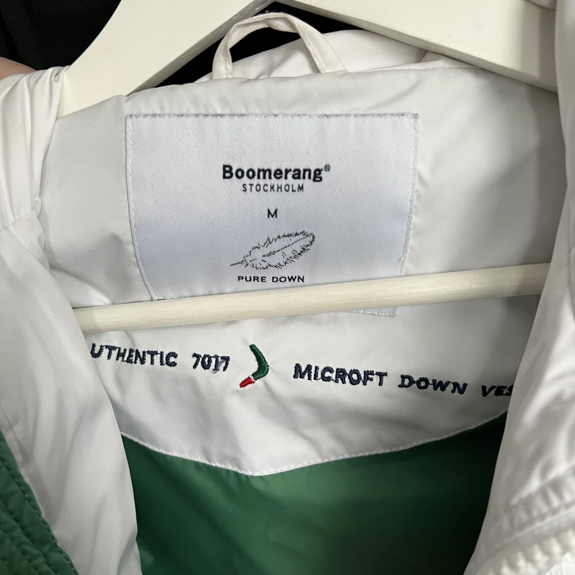 Vit boomerang väst - 91