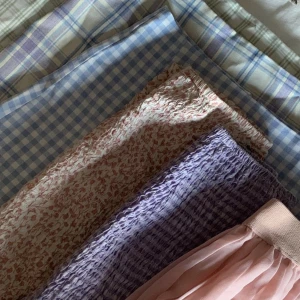 6 olika kjolar - 6 olika kjolar från olika märken. Vid intresse kontakta privat så ger jag mer information om de specifika kjolarna. 💕 I storlekar från xs-s. 50 kr/ kjol. De rutiga är sålda ☺️